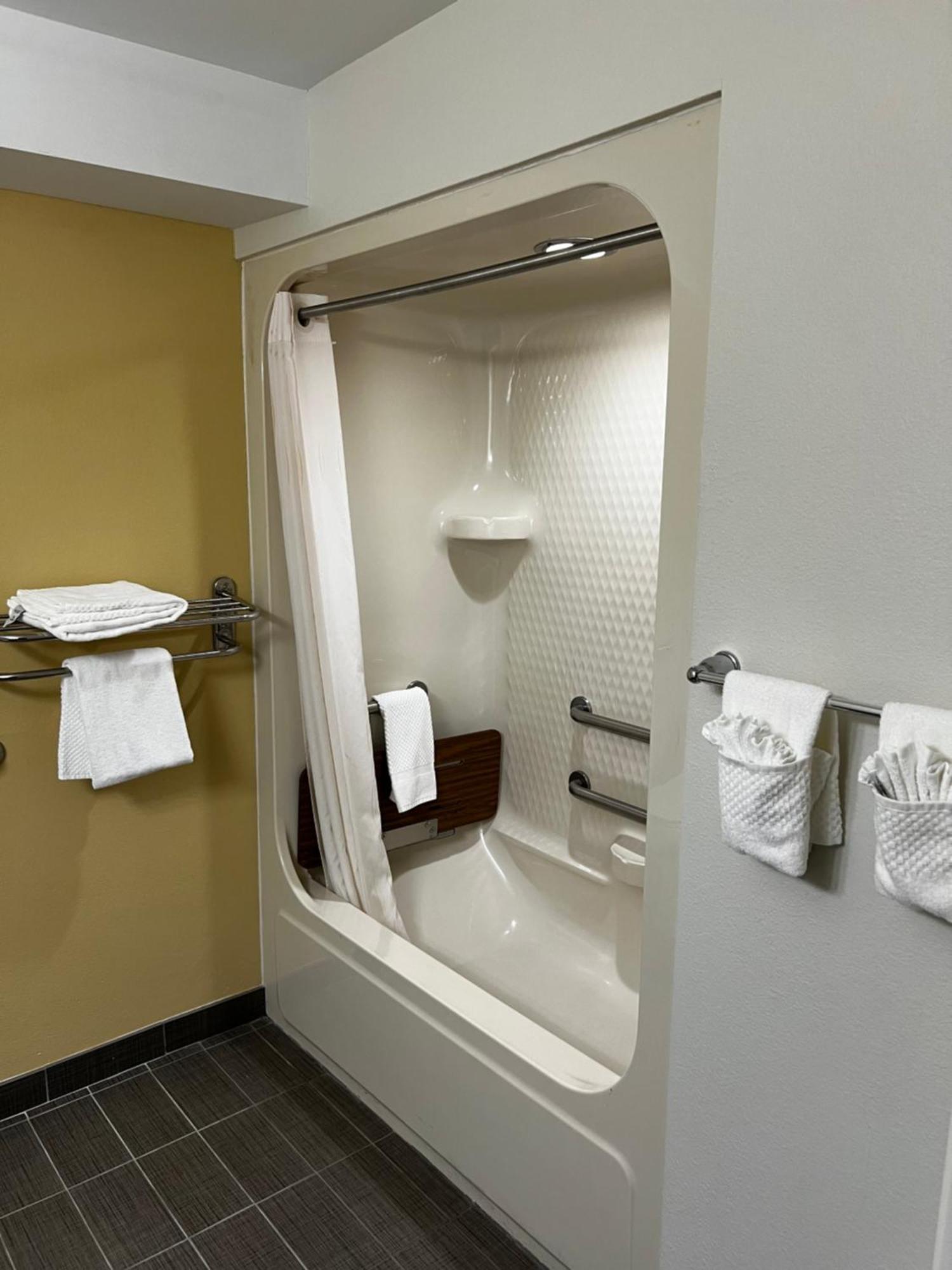 Sleep Inn Tinley Park I-80 Near Amphitheatre-Convention Center Экстерьер фото